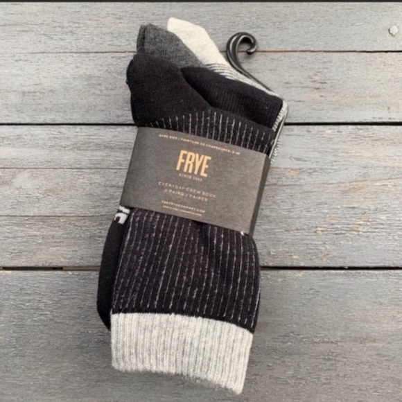 New Frye socks 3 pack fits shoe size 5 - 10.